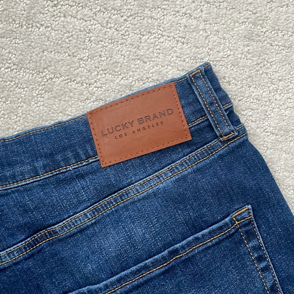 Lucky Brand Men's Blue Jeans 36/29 - Picture 7 of 9